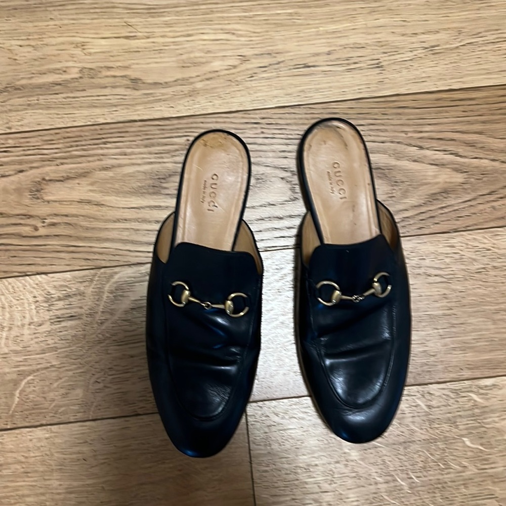 Gucci slides 37.5
